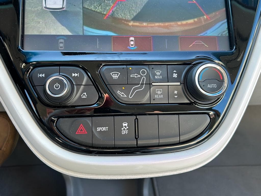 2018 Chevrolet Bolt EV view 18