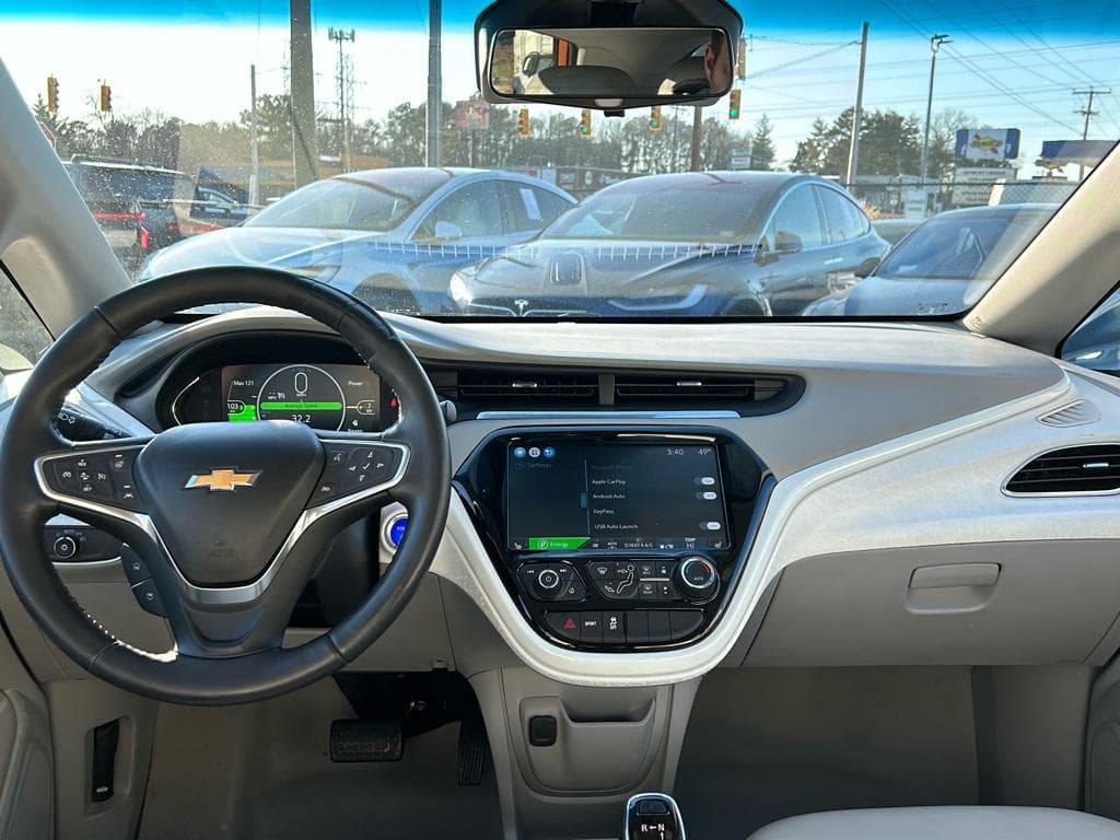 2018 Chevrolet Bolt EV view 20