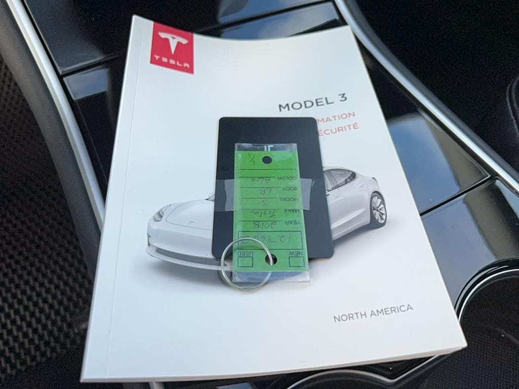 2018 Tesla Model 3 view 15