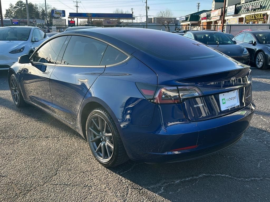 2018 Tesla Model 3 view 2