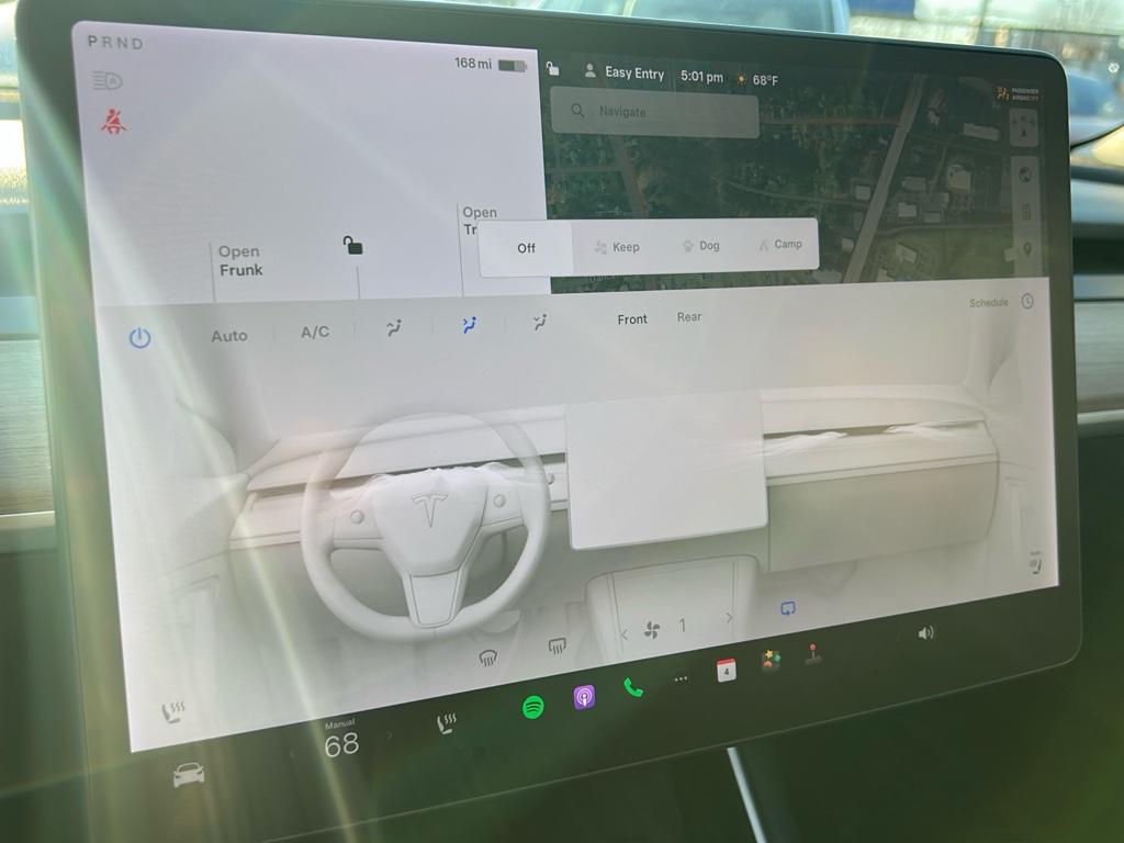 2018 Tesla Model 3 view 9