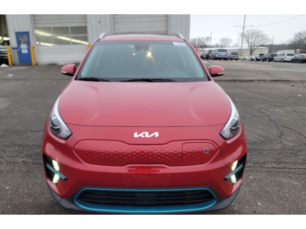 2022 Kia Niro EV view 2