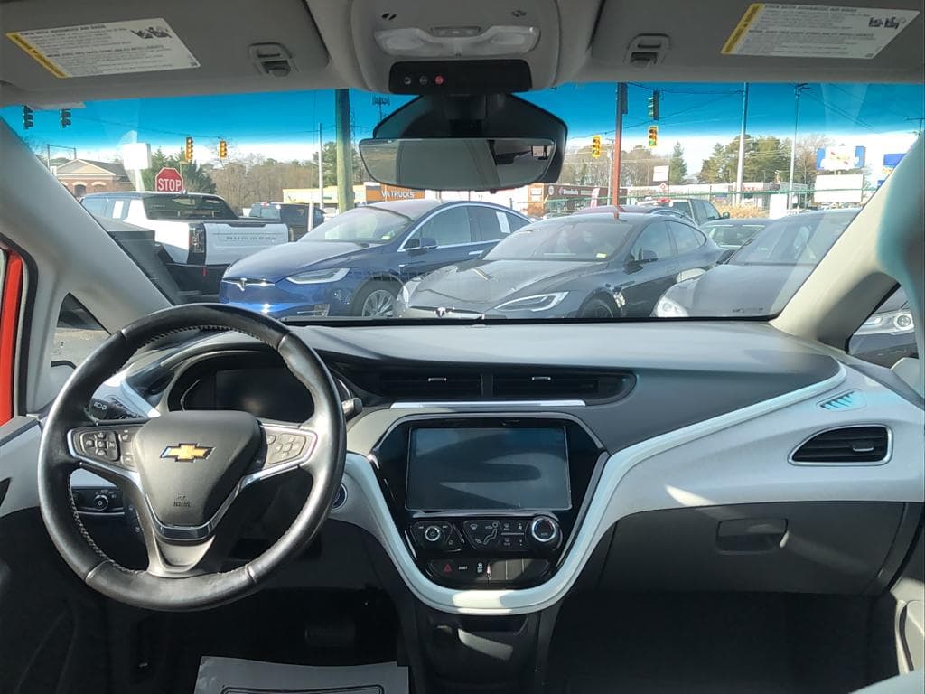 2020 Chevrolet Bolt EV view 14