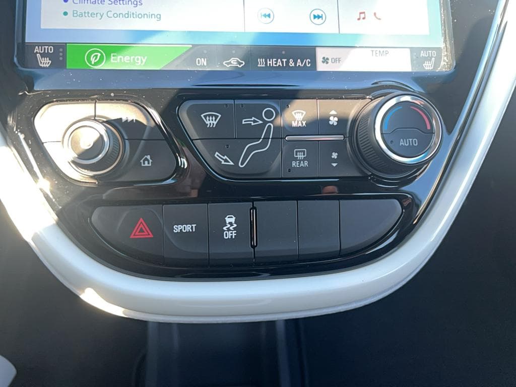 2017 Chevrolet Bolt EV view 12