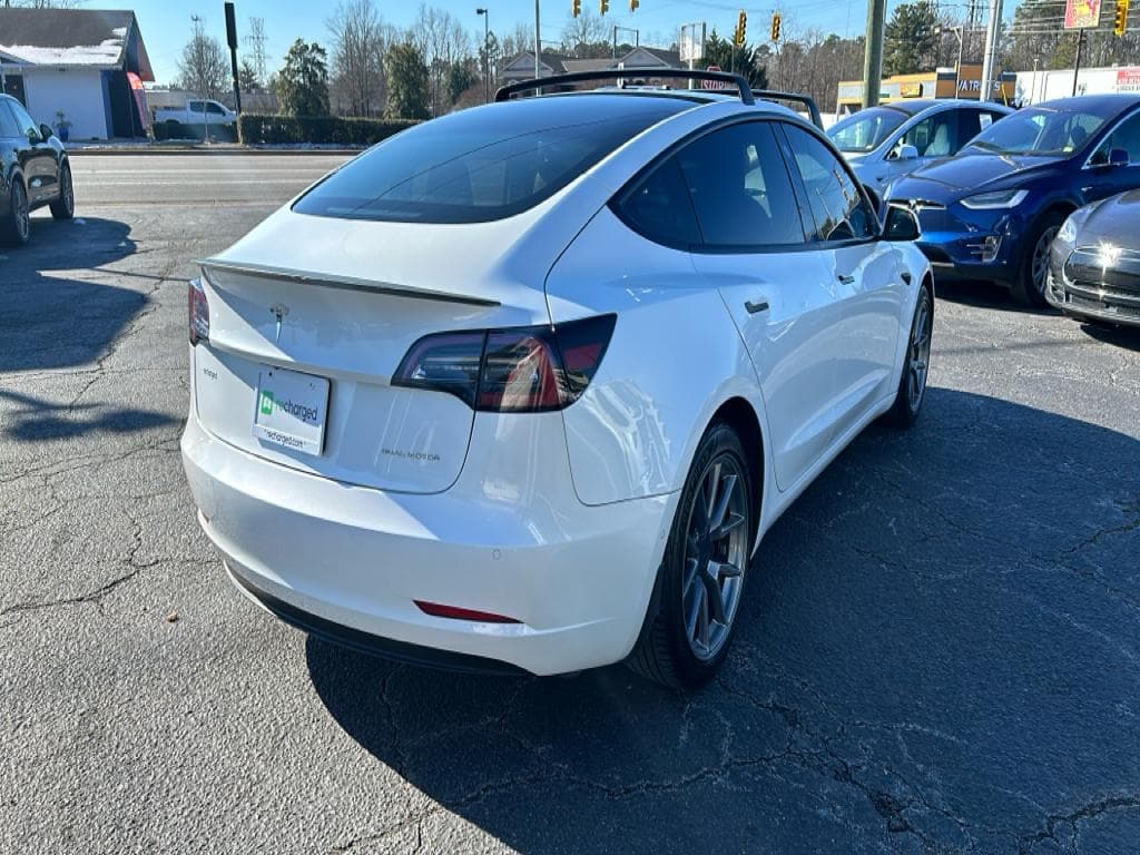 2022 Tesla Model 3 view 3