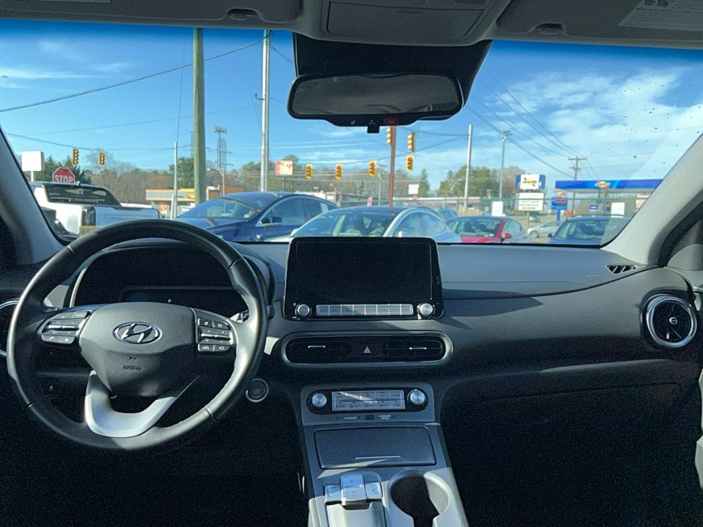 2023 Hyundai Kona EV view 14