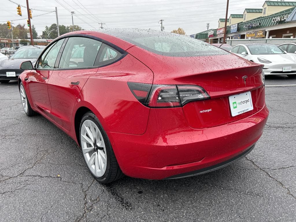 2022 Tesla Model 3 view 4