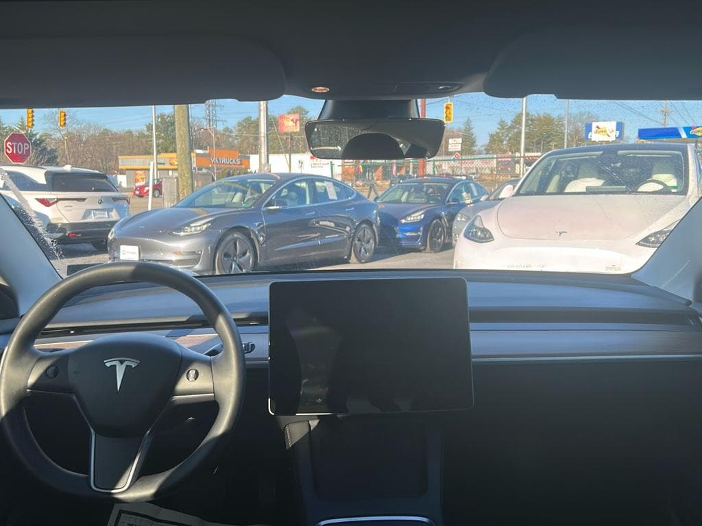 2022 Tesla Model 3 view 13