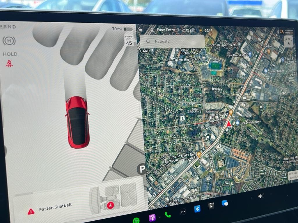 2022 Tesla Model 3 view 10