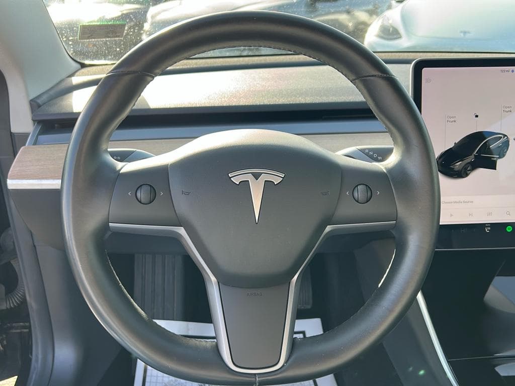 2019 Tesla Model 3 view 7