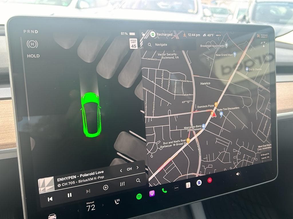 2022 Tesla Model 3 view 9