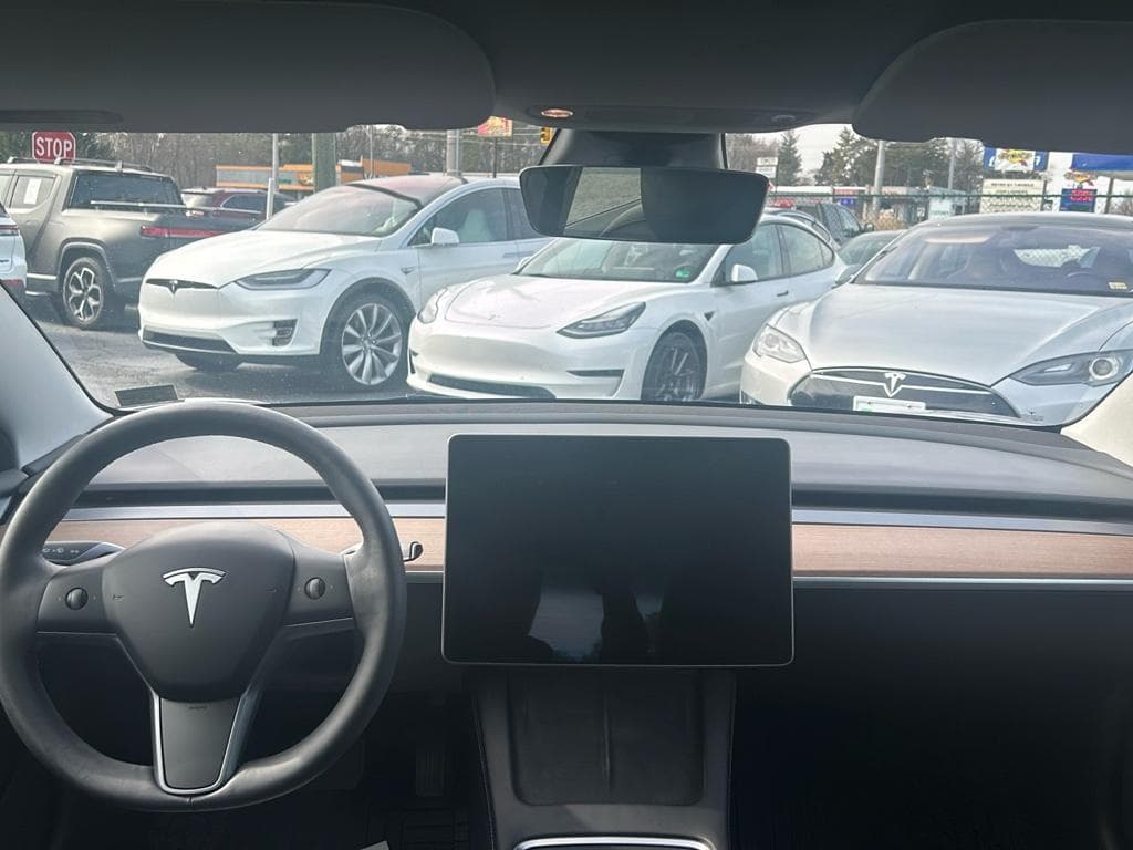 2022 Tesla Model 3 view 12