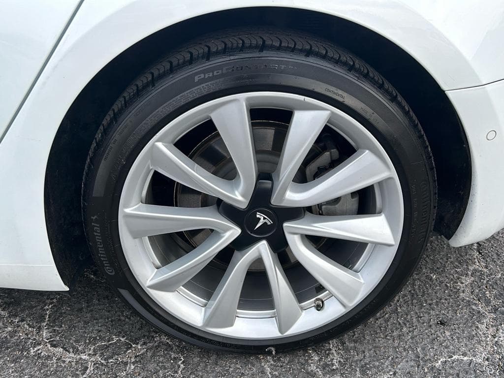 2019 Tesla Model 3 view 25