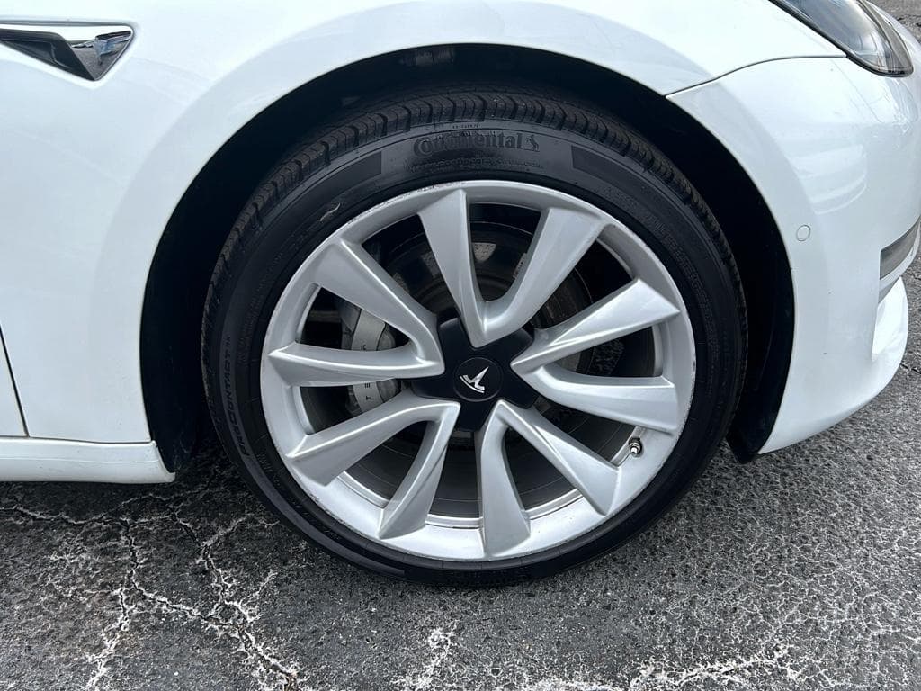 2019 Tesla Model 3 view 29