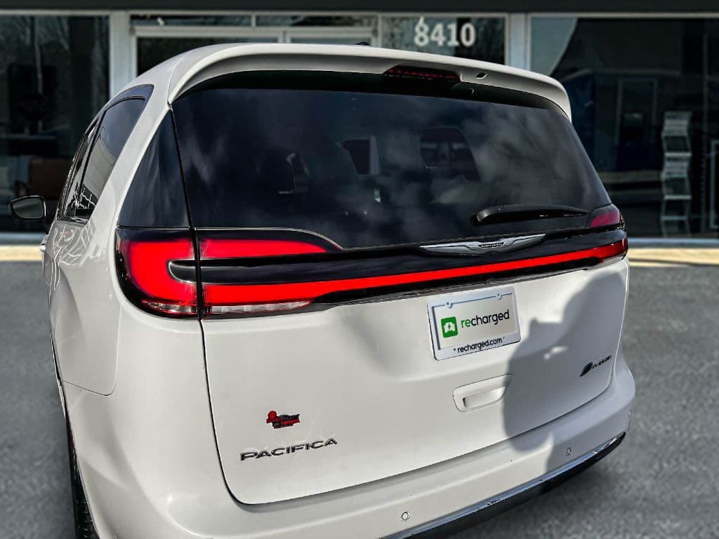 2023 Chrysler Pacifica view 31