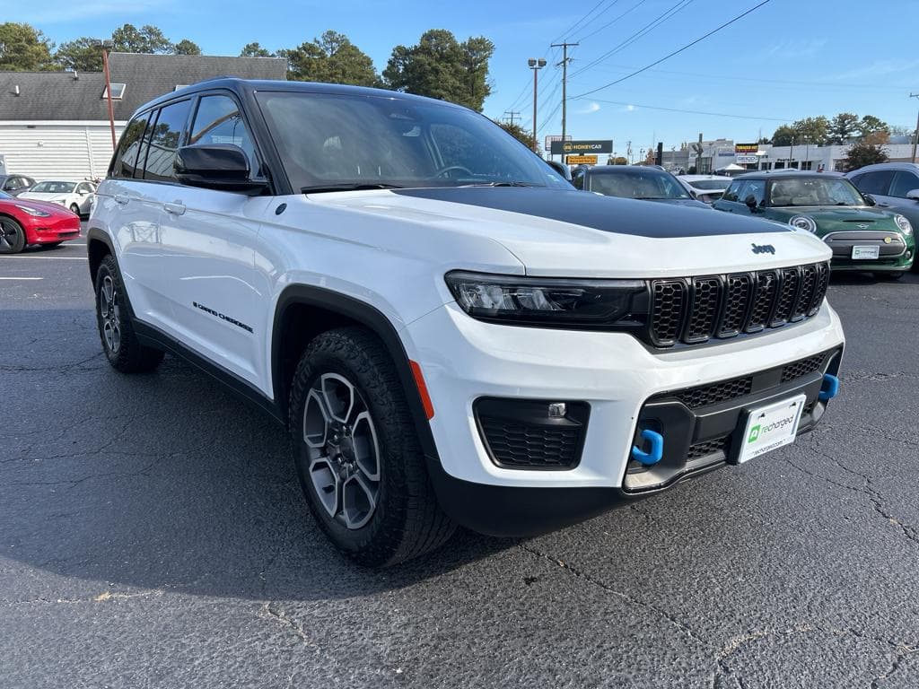 2022 Jeep Grand Cherokee 4xe view 4