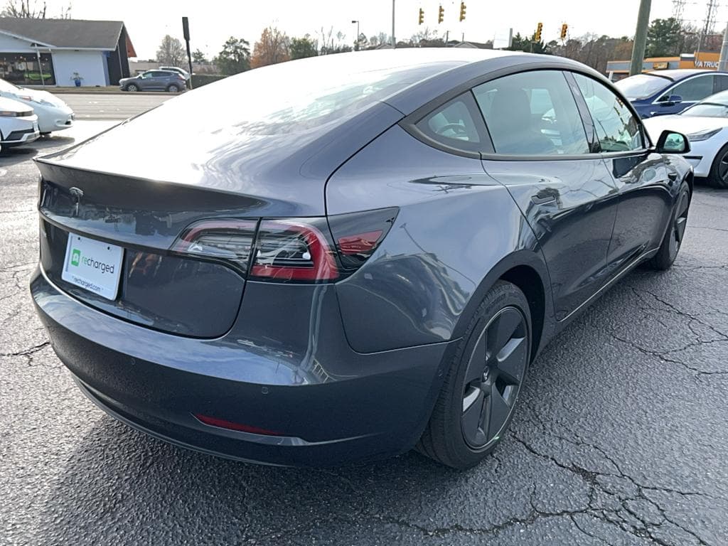 2021 Tesla Model 3 view 3