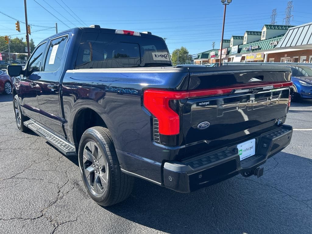 2022 Ford F-150 Lightning view 2