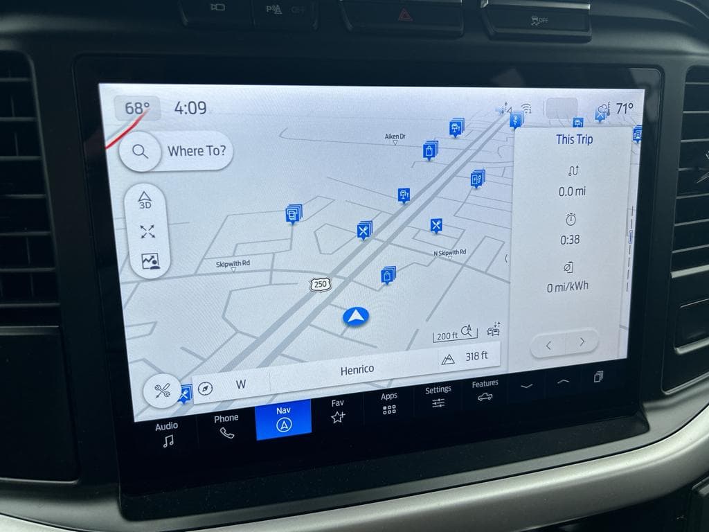 2023 Ford F-150 Lightning view 10