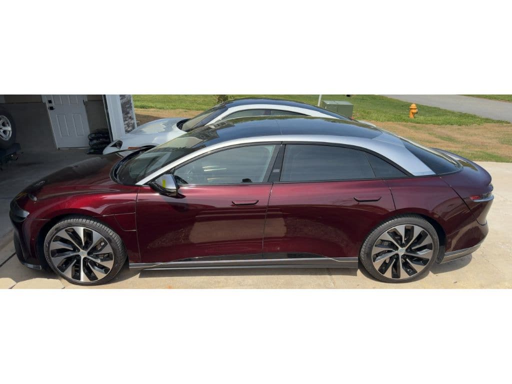 2022 Lucid Air view 2