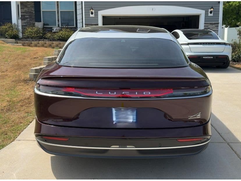 2022 Lucid Air view 4