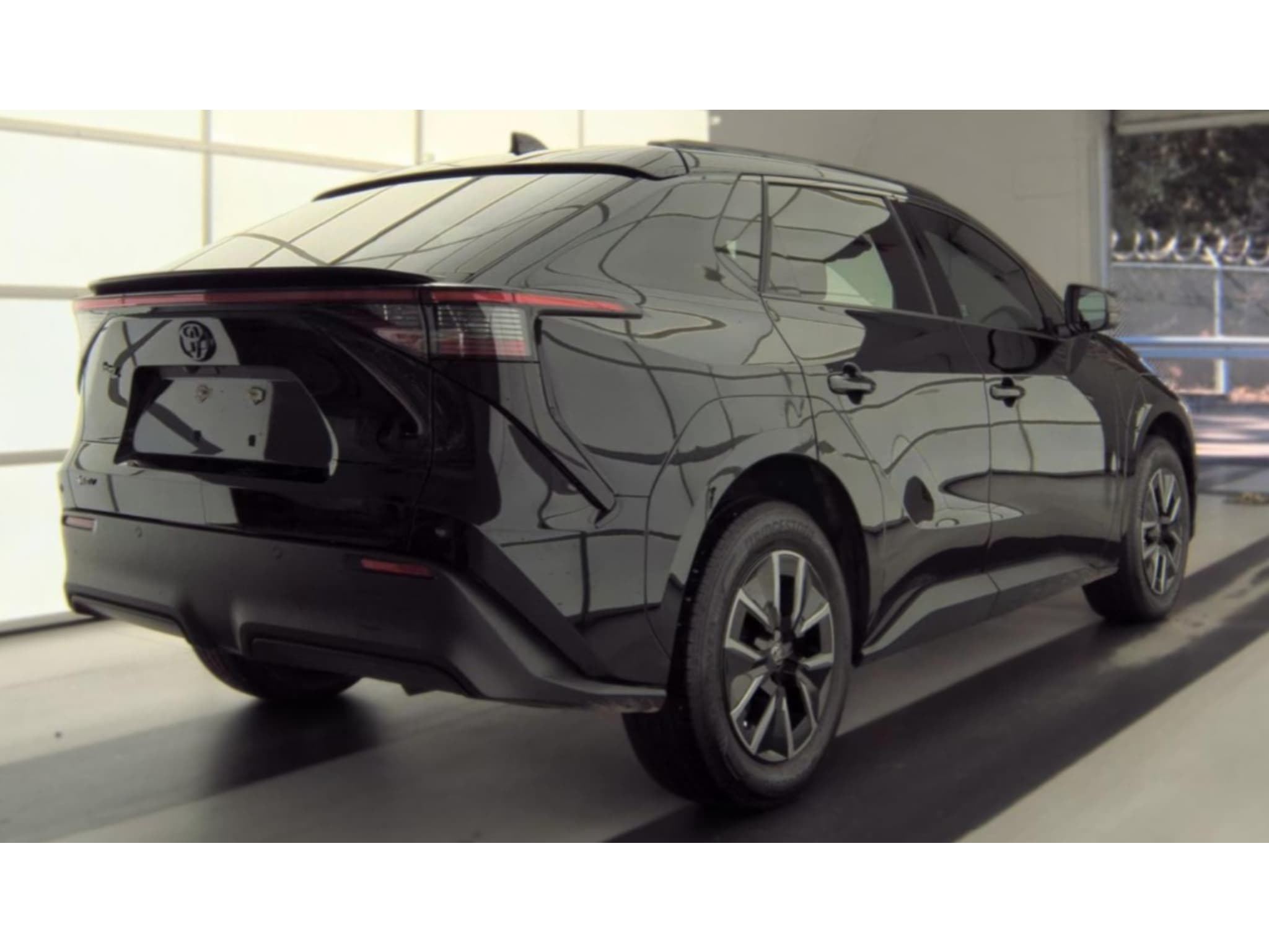 2026 Toyota bZ view 3