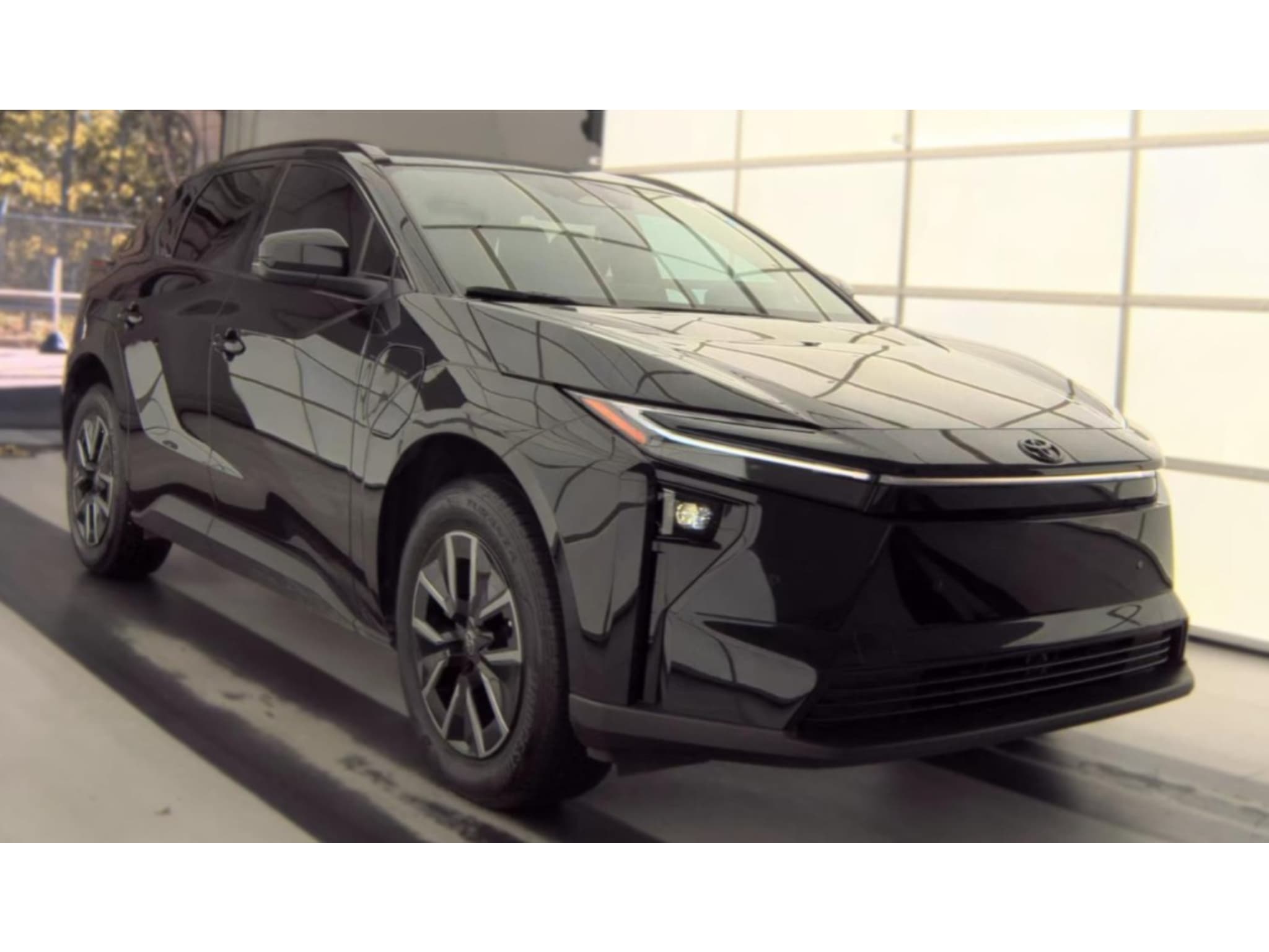 2026 Toyota bZ view 4