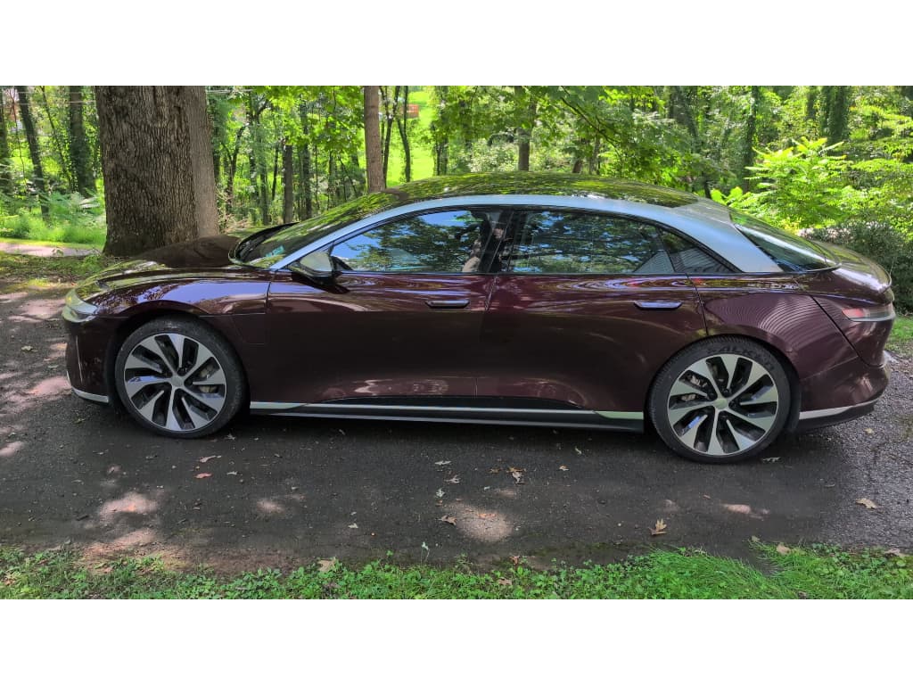 2022 Lucid Air view 2