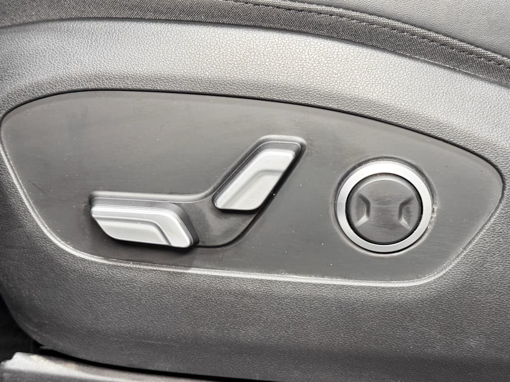 2026 Hyundai IONIQ 9 view 7