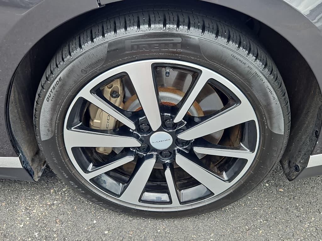 2022 Lucid Air view 28