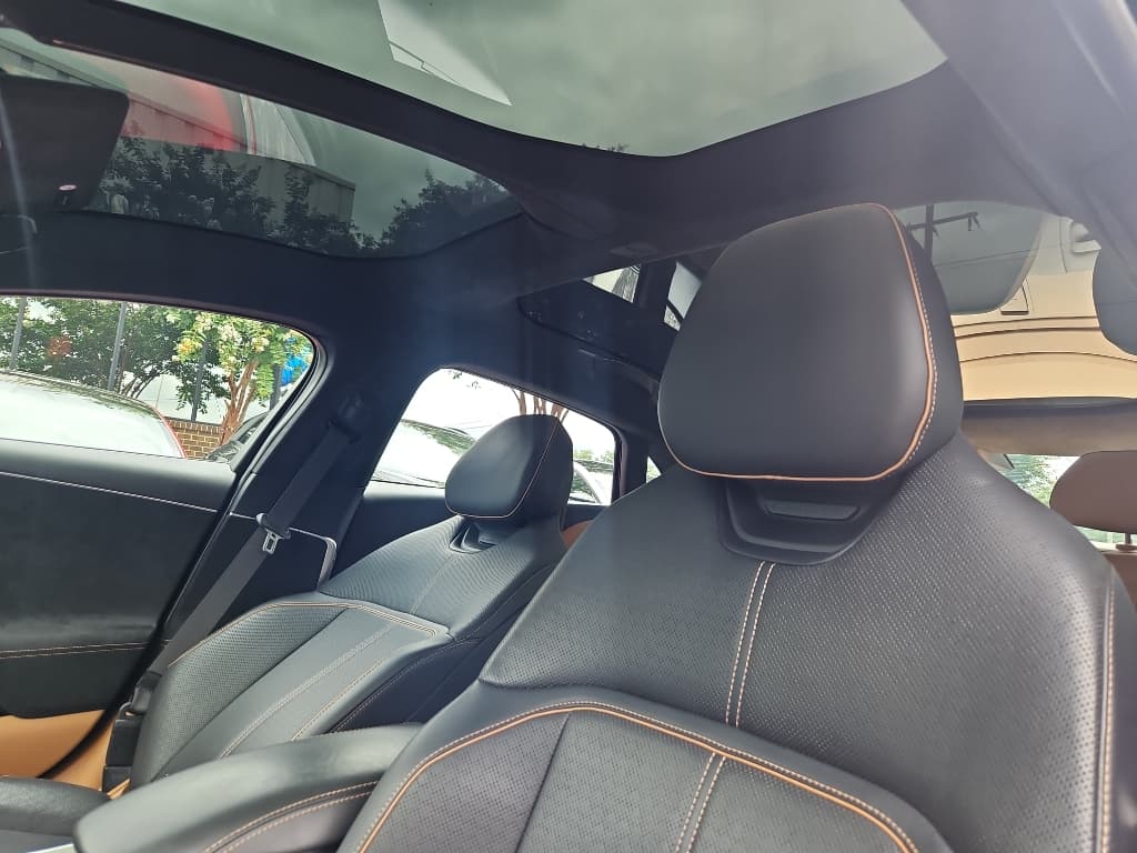 2022 Lucid Air view 18