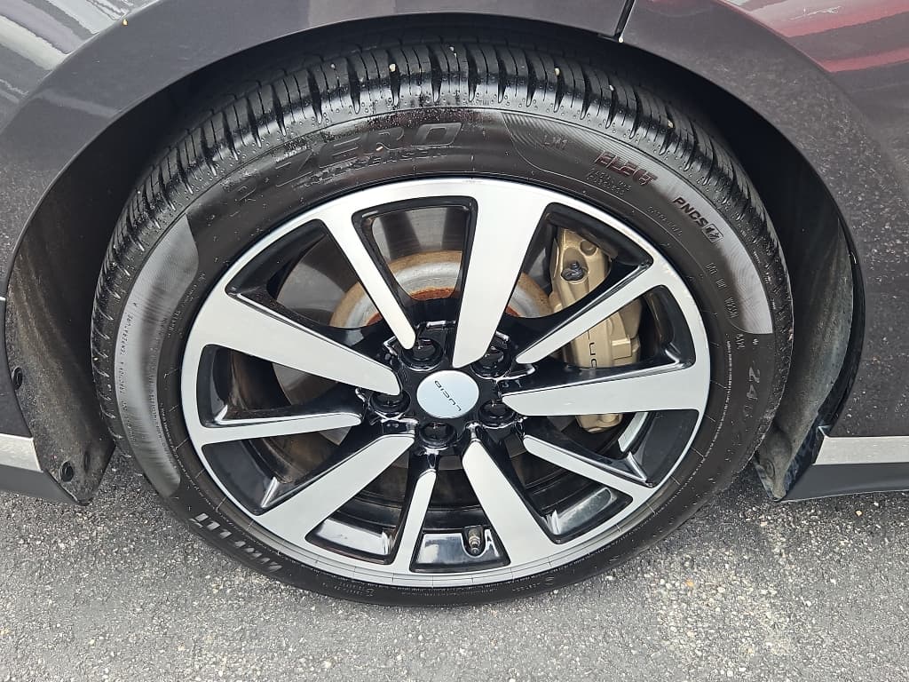 2022 Lucid Air view 30