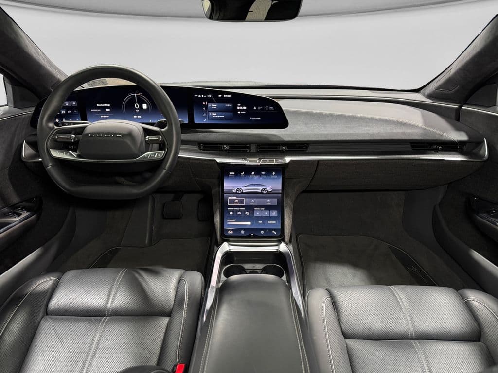 2022 Lucid Air view 7