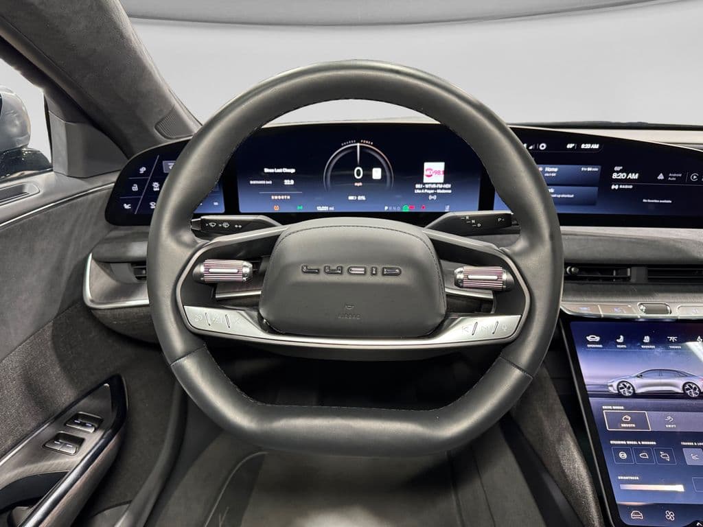 2022 Lucid Air view 5