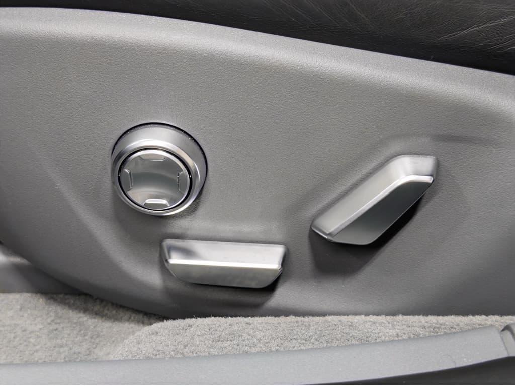 2022 Lucid Air view 6