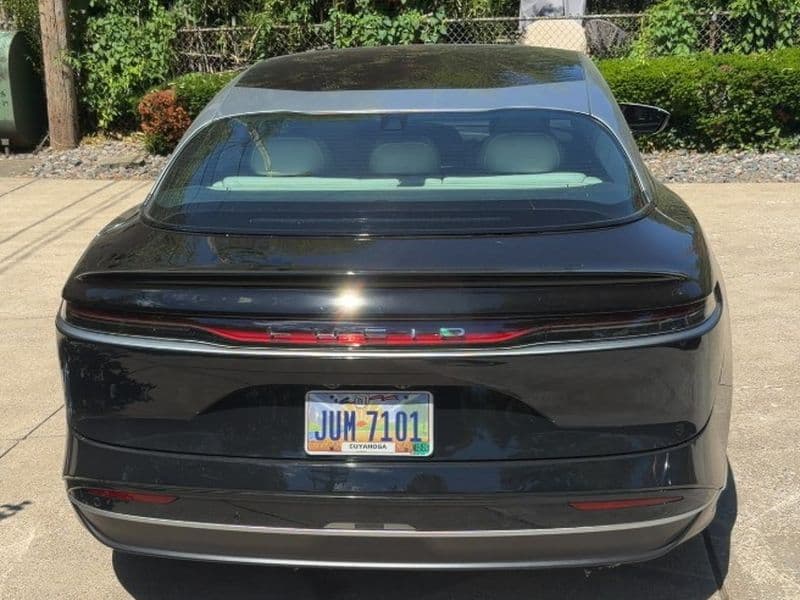 2022 Lucid Air view 4