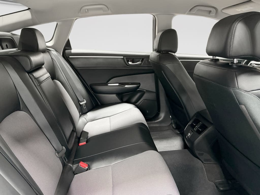 2021 Honda Clarity view 21