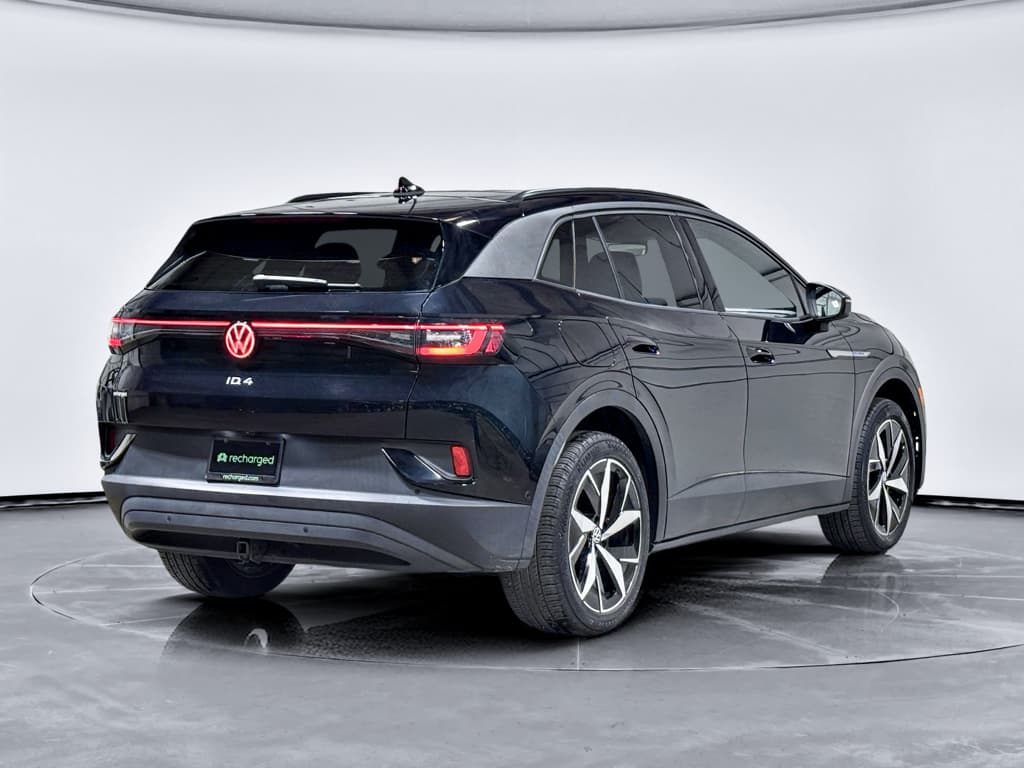 2023 Volkswagen ID.4 view 3