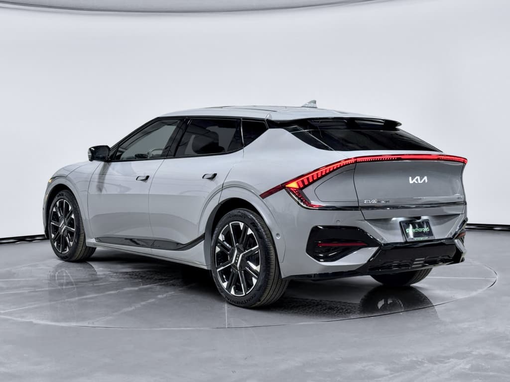 2025 Kia EV6 view 2