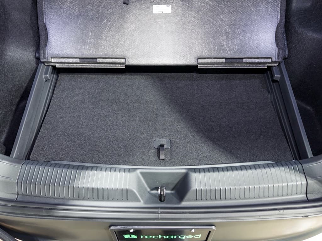 2025 Volkswagen ID.4 view 25