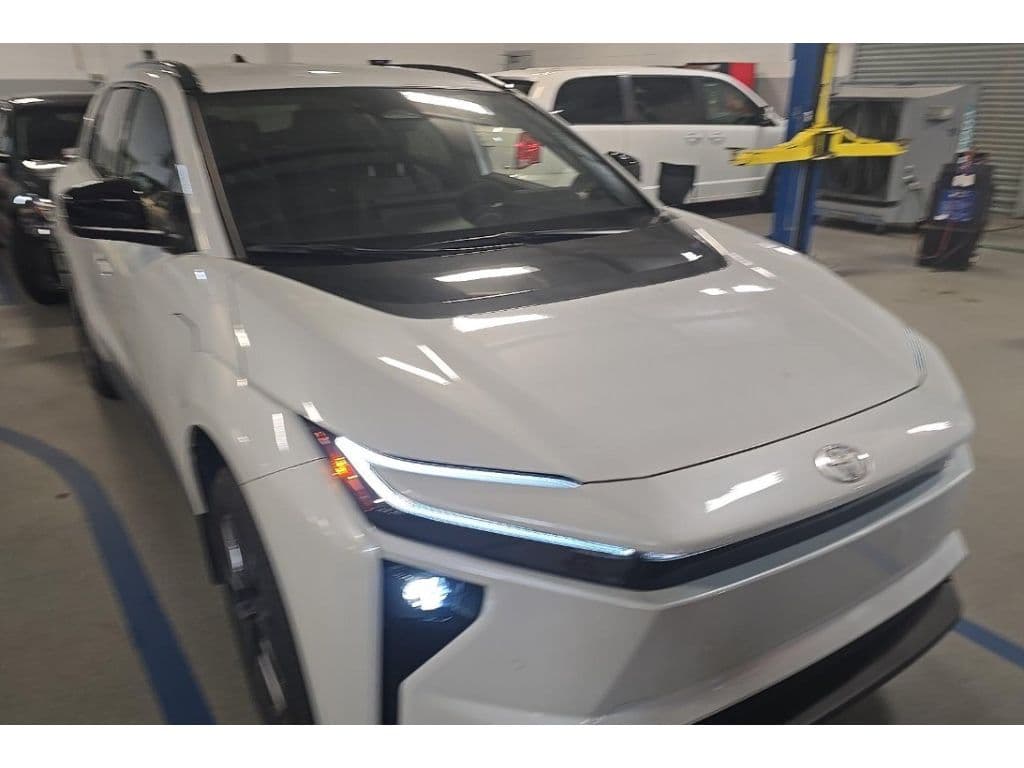 2026 Toyota bZ view 2
