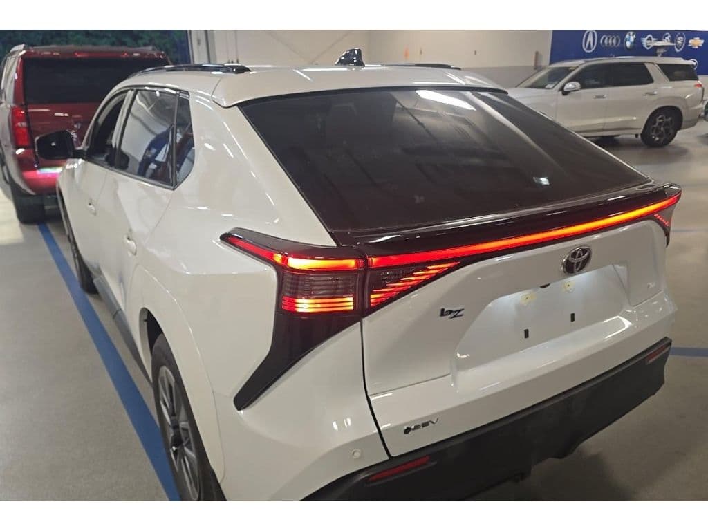 2026 Toyota bZ view 4