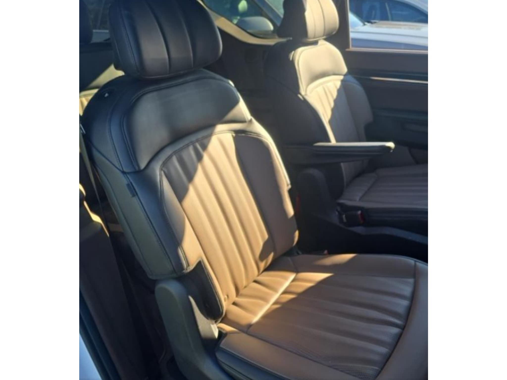 2025 Kia EV9 view 6