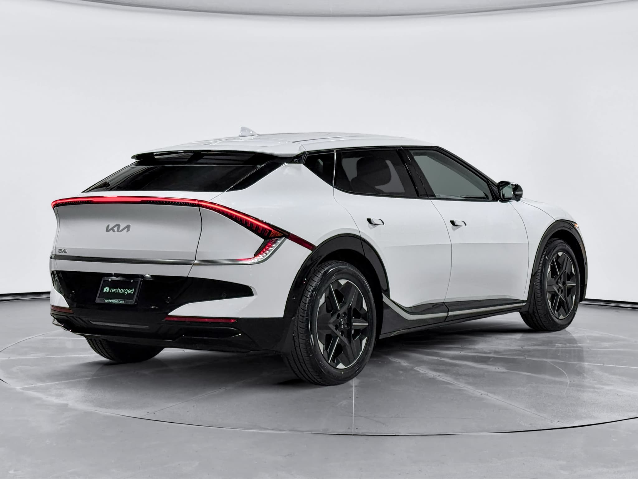 2025 Kia EV6 view 3