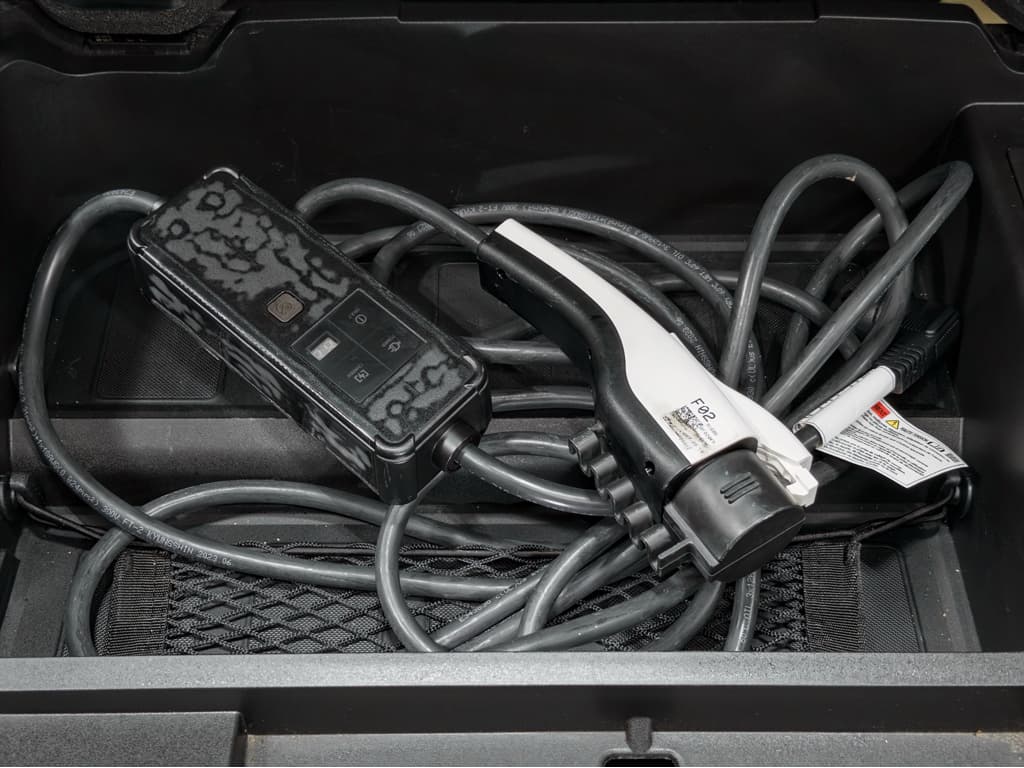 2024 Hyundai Kona Electric view 6