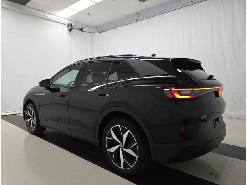 2023 Volkswagen ID.4 view 4