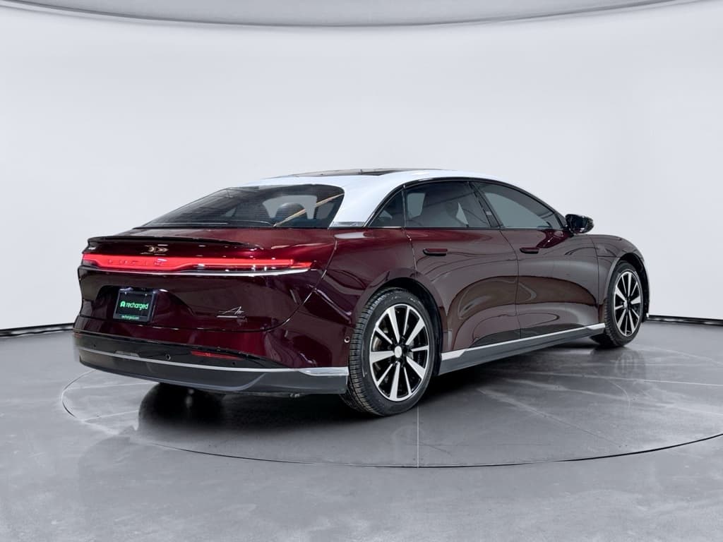 2023 Lucid Air view 3