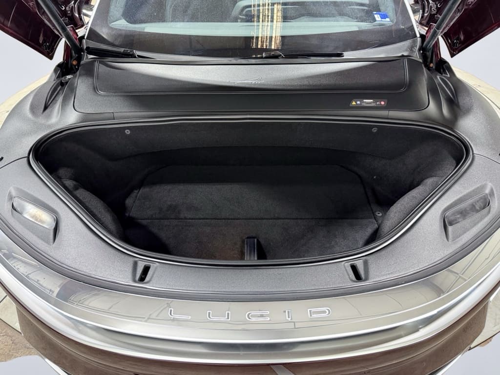 2023 Lucid Air view 28