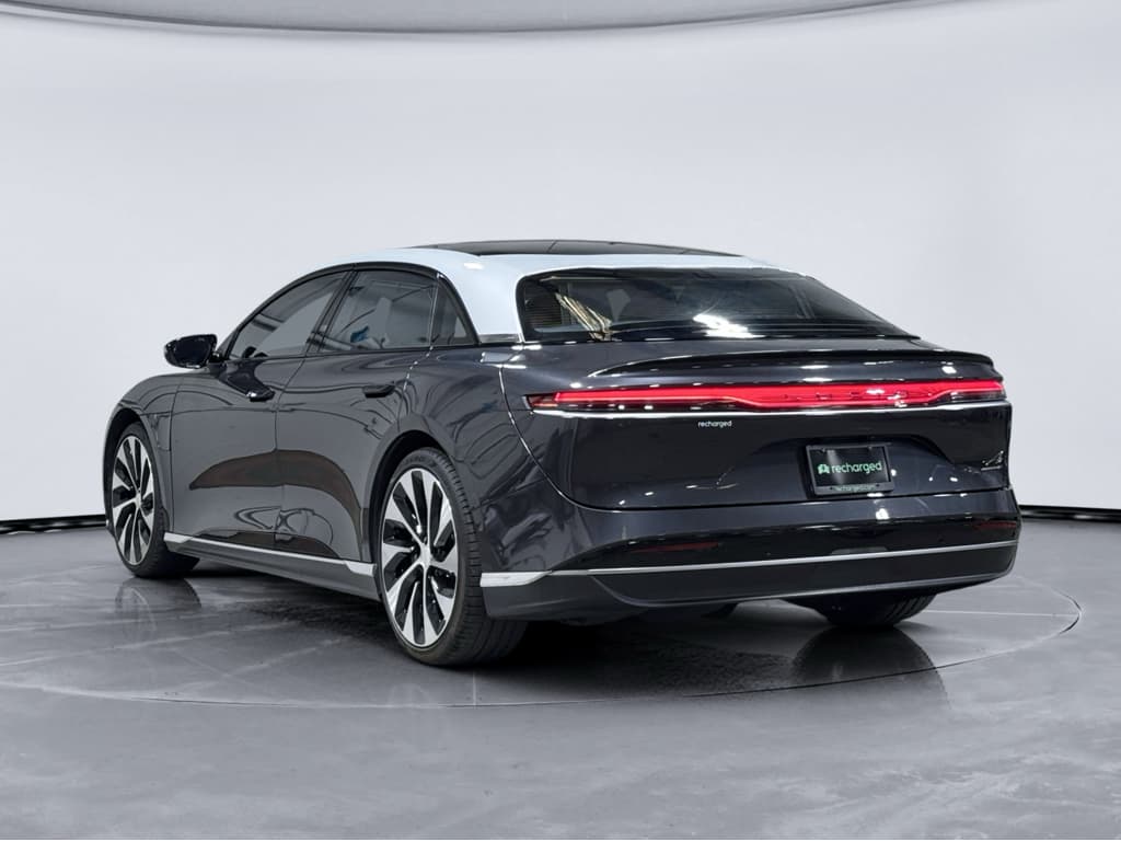 2022 Lucid Air view 2