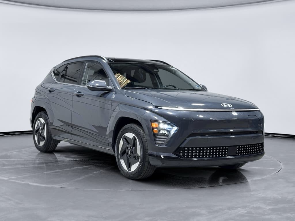 2024 Hyundai Kona view 4